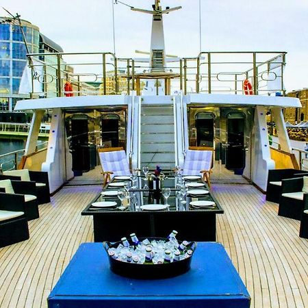 Hotel Absolute Pleasure Yacht London Exterior foto